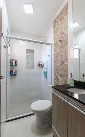 Casa de condomínio para alugar com 55m², 2 quartos e 2 vagas Casa de condomínio para alugar com 55m², 2 quartos e 2 vagasBanheiro