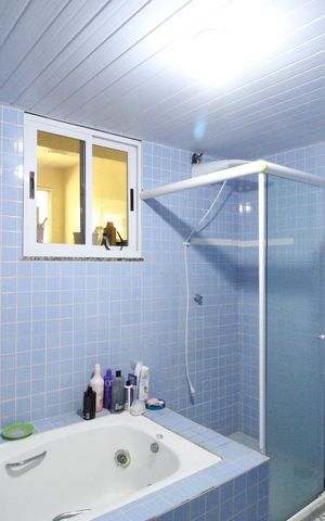 Casa de condomínio à venda com 260m², 3 quartos e 2 vagasBanheiro da suíte 1