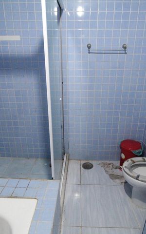 Casa de condomínio à venda com 260m², 3 quartos e 2 vagasBanheiro da suíte 1