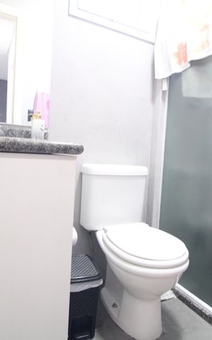 Casa de condomínio à venda com 170m², 3 quartos e 2 vagasBanheiro comum