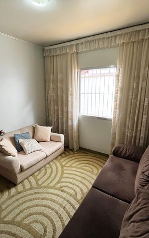 Casa à venda com 225m², 3 quartos e 5 vagas Casa à venda com 225m², 3 quartos e 5 vagasQuarto 3 / Sala de Tv