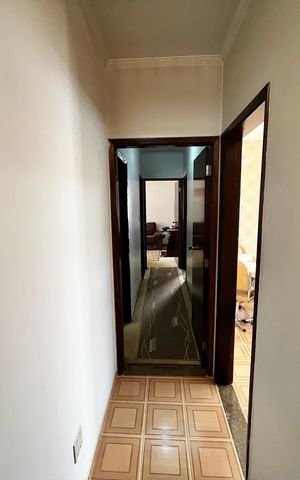 Casa à venda com 225m², 3 quartos e 5 vagas Casa à venda com 225m², 3 quartos e 5 vagasCorredor