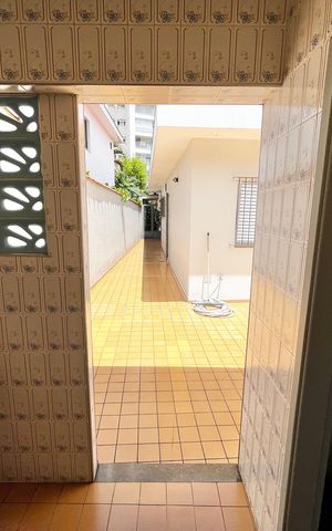 Casa à venda com 225m², 3 quartos e 5 vagas Casa à venda com 225m², 3 quartos e 5 vagasÁrea de Serviço