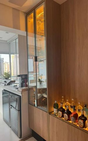 Apartamento à venda com 90m², 2 quartos e 2 vagas Apartamento à venda com 90m², 2 quartos e 2 vagasVaranda