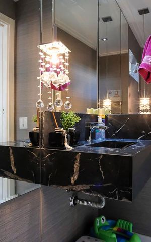 Apartamento à venda com 180m², 3 quartos e 3 vagasLavabo