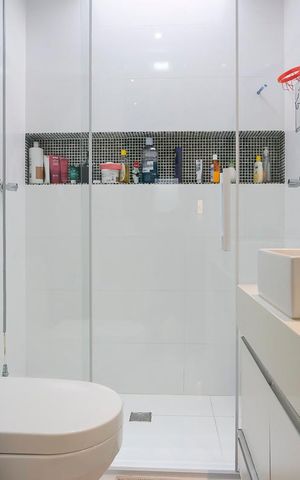 Apartamento à venda com 180m², 3 quartos e 3 vagasBanheiro da suíte 1
