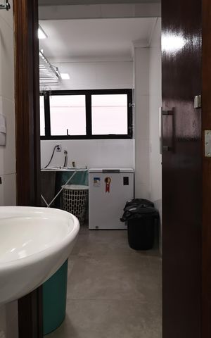 Apartamento à venda com 135m², 4 quartos e 2 vagas Apartamento à venda com 135m², 4 quartos e 2 vagasBanheiro de serviço