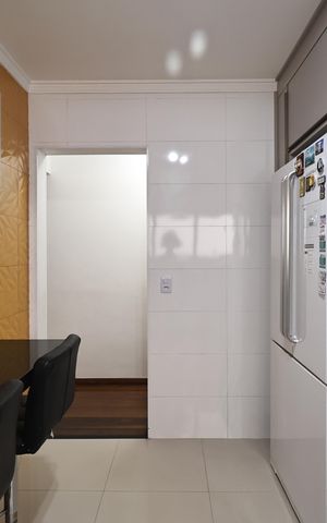 Apartamento à venda com 135m², 4 quartos e 2 vagas Apartamento à venda com 135m², 4 quartos e 2 vagasCozinha