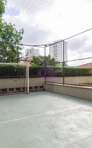 Apartamento à venda com 135m², 4 quartos e 2 vagas Apartamento à venda com 135m², 4 quartos e 2 vagasQuadra Esportiva