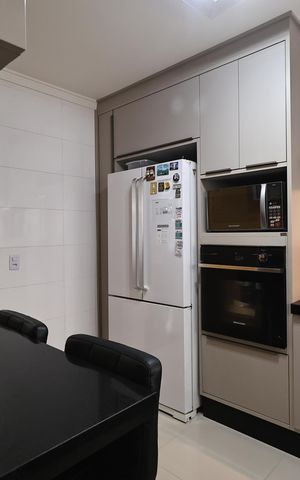 Apartamento à venda com 135m², 4 quartos e 2 vagas Apartamento à venda com 135m², 4 quartos e 2 vagasCozinha