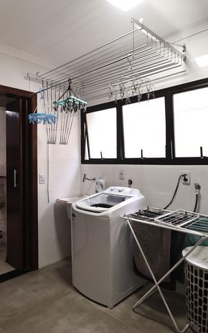 Apartamento à venda com 135m², 4 quartos e 2 vagas Apartamento à venda com 135m², 4 quartos e 2 vagasLavanderia