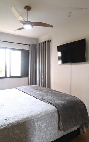 Apartamento à venda com 135m², 4 quartos e 2 vagas Apartamento à venda com 135m², 4 quartos e 2 vagasSuite