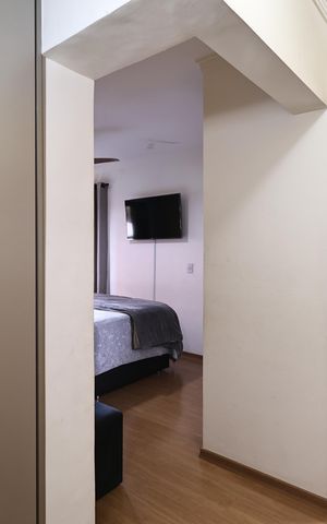 Apartamento à venda com 135m², 4 quartos e 2 vagas Apartamento à venda com 135m², 4 quartos e 2 vagasSuite