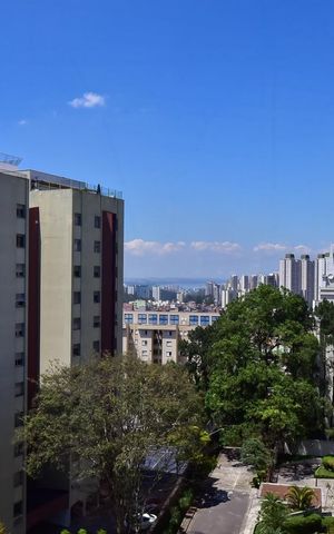 Apartamento à venda com 330m², 4 quartos e 5 vagasVista da Suíte 3