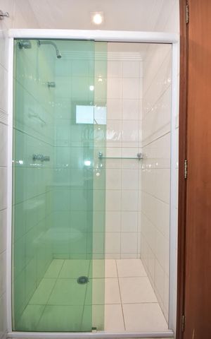 Apartamento à venda com 330m², 4 quartos e 5 vagasBanheiro Suíte 2