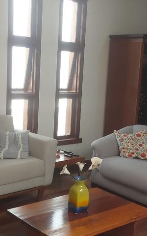 Casa à venda com 343m², 5 quartos e 5 vagas Casa à venda com 343m², 5 quartos e 5 vagassala