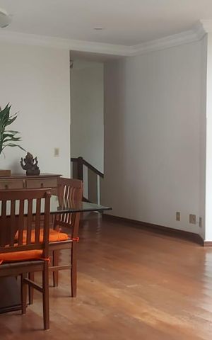 Casa à venda com 343m², 5 quartos e 5 vagas Casa à venda com 343m², 5 quartos e 5 vagassala