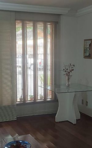 Casa à venda com 343m², 5 quartos e 5 vagas Casa à venda com 343m², 5 quartos e 5 vagassala