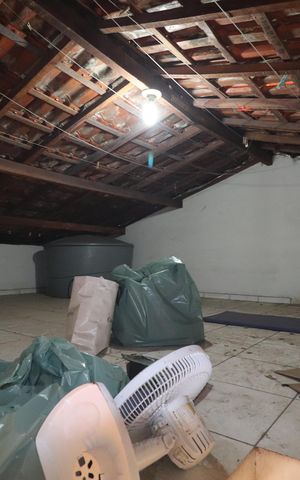 Casa de condomínio para alugar com 87m², 3 quartos e 2 vagasSótão