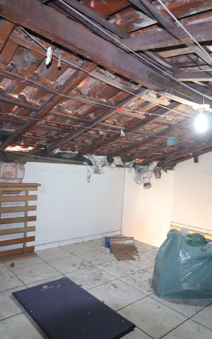 Casa de condomínio para alugar com 87m², 3 quartos e 2 vagasSótão