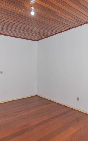 Casa à venda com 189m², 4 quartos e sem vagaQuarto 2