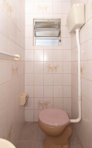 Casa à venda com 189m², 4 quartos e sem vagaLavabo