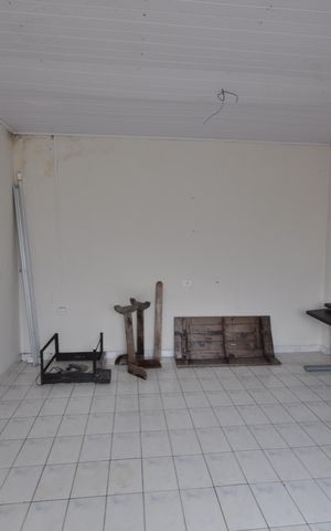 Casa à venda com 250m², 5 quartos e 2 vagasQuarto de Serviço