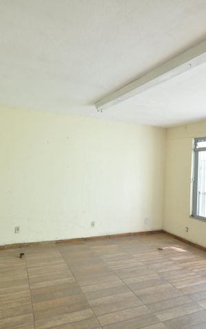 Casa à venda com 250m², 5 quartos e 2 vagasSala 2