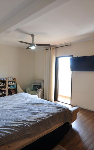 Casa à venda com 250m², 5 quartos e 2 vagasQuarto Suíte 1