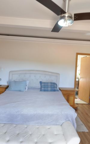 Casa à venda com 250m², 5 quartos e 2 vagasQuarto Suíte 1