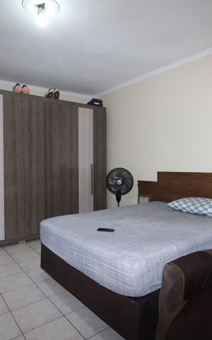 Casa à venda com 209m², 3 quartos e 7 vagasSuíte