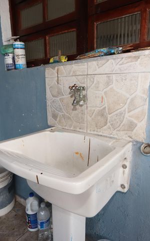 Casa à venda com 209m², 3 quartos e 7 vagasLavanderia