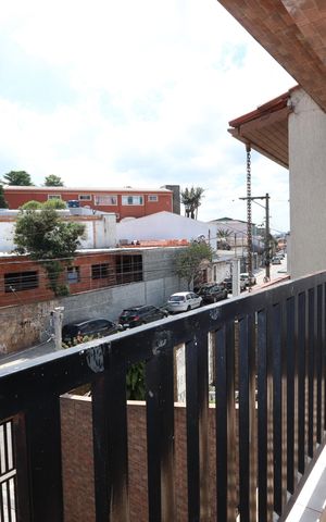 Casa à venda com 209m², 3 quartos e 7 vagasSacada do Quarto 2
