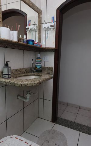 Casa à venda com 209m², 3 quartos e 7 vagasBanheiro Social