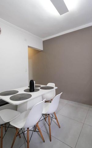 Casa à venda com 198m², 4 quartos e 2 vagasCozinha