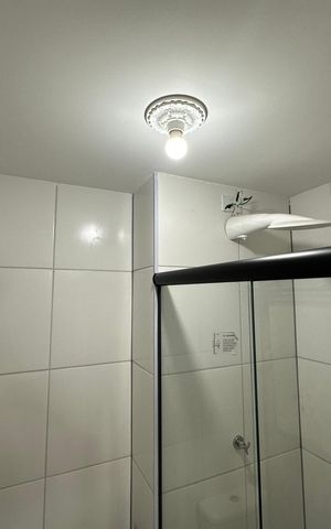 Apartamento à venda com 36m², 2 quartos e sem vaga Apartamento à venda com 36m², 2 quartos e sem vagaBanheiro