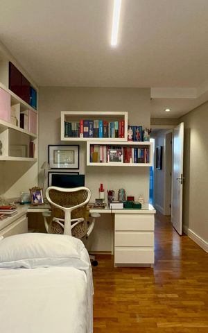 Apartamento à venda com 226m², 3 quartos e 2 vagas Apartamento à venda com 226m², 3 quartos e 2 vagasQuarto 2