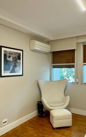 Apartamento à venda com 226m², 3 quartos e 2 vagas Apartamento à venda com 226m², 3 quartos e 2 vagasQuarto 2