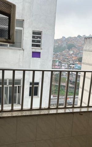 Apartamento à venda com 50m², 2 quartos e sem vaga Apartamento à venda com 50m², 2 quartos e sem vagaVaranda