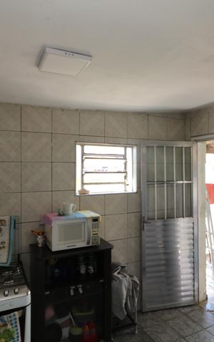 Casa para alugar com 250m², 4 quartos e 3 vagasCozinha C3