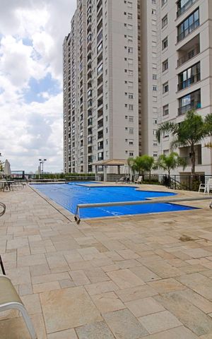 Apartamento à venda com 70m², 2 quartos e 1 vaga Apartamento à venda com 70m², 2 quartos e 1 vagaÁrea comum - Piscina