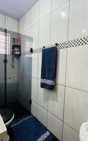 Casa à venda com 180m², 3 quartos e 2 vagas Casa à venda com 180m², 3 quartos e 2 vagasBanheiro 2