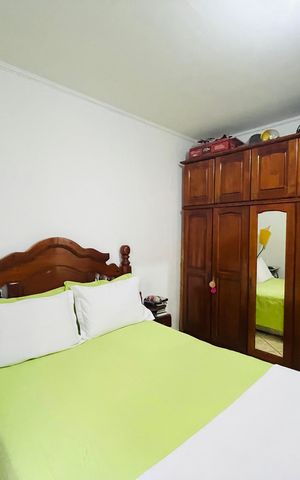 Casa à venda com 180m², 3 quartos e 2 vagas Casa à venda com 180m², 3 quartos e 2 vagasQuarto 3