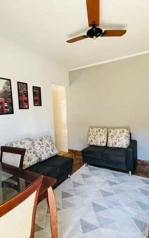 Casa à venda com 180m², 3 quartos e 2 vagas Casa à venda com 180m², 3 quartos e 2 vagasSala 2