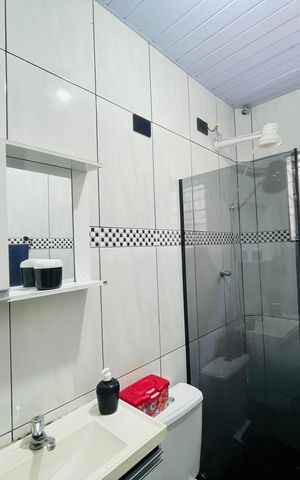 Casa à venda com 180m², 3 quartos e 2 vagas Casa à venda com 180m², 3 quartos e 2 vagasBanheiro 2