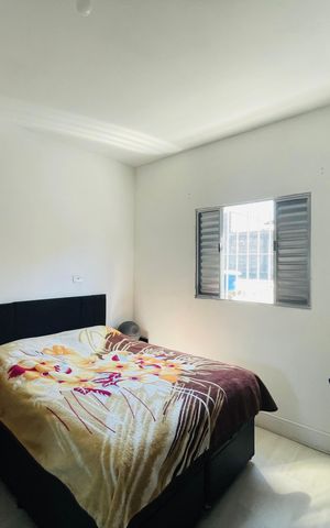 Casa à venda com 180m², 3 quartos e 2 vagas Casa à venda com 180m², 3 quartos e 2 vagasQuarto 1