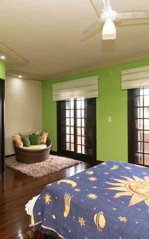 Casa à venda com 255m², 4 quartos e 3 vagasQuarto 4