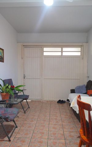 Casa à venda com 150m², 2 quartos e 3 vagasGaragem