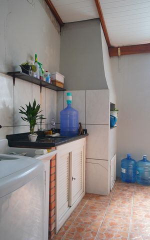 Casa à venda com 150m², 2 quartos e 3 vagasÁrea de Serviço