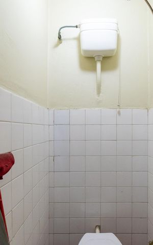 Casa à venda com 169m², 3 quartos e 1 vagaBanheiro de serviço